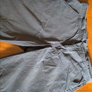Men’s Columbia shorts- charcoal gray